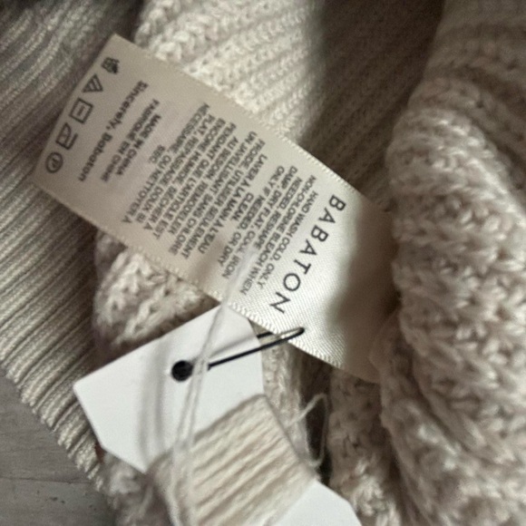 NWT ARITZIA BABATON GRAZIA SWEATER - Picture 3 of 4